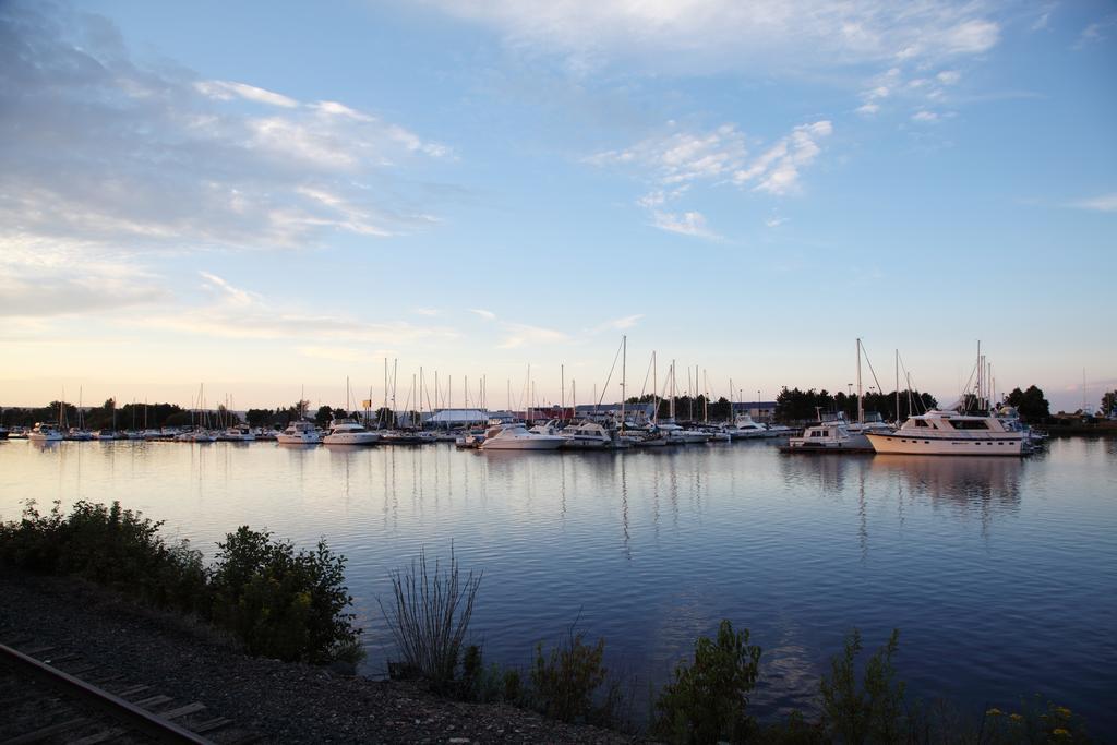 Barkers Island Inn Resort & Conference Center Superior Eksteriør bilde